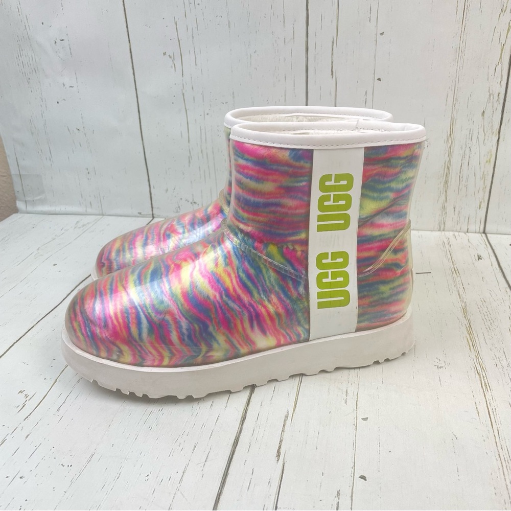 UGG Classic Clear Mini‎ Pixelate Boots